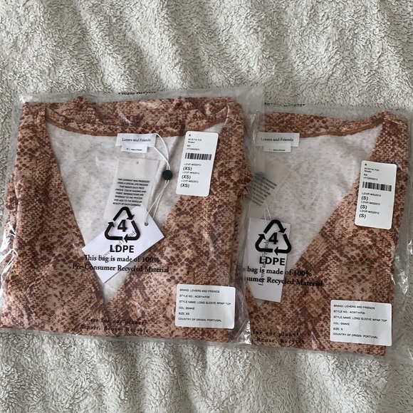 🌸Lovers+Friends | Long Sleeve Snakeprint Wrap Top - Picture 5 of 5